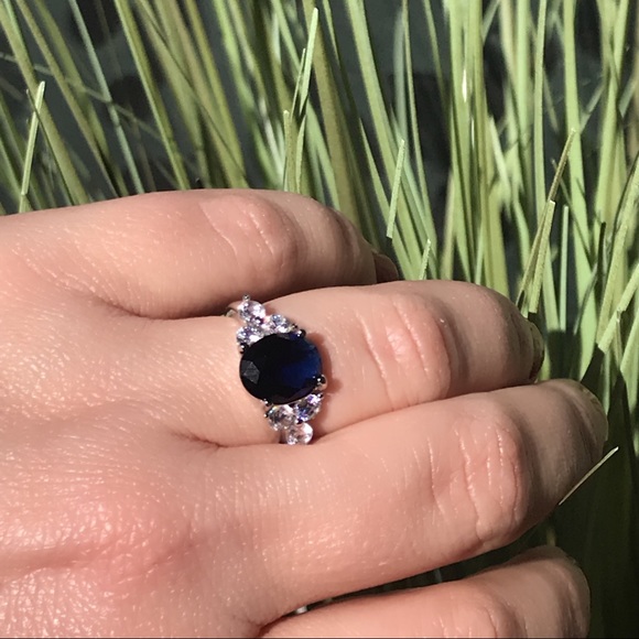 Sterling Silver Sapphire Engagement Ring - Picture 7 of 8